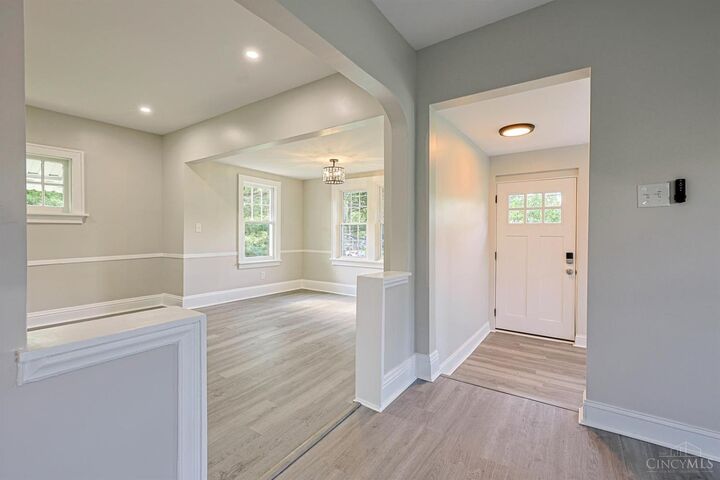 Property Photo:  692 W Kemper Road  OH 45246 