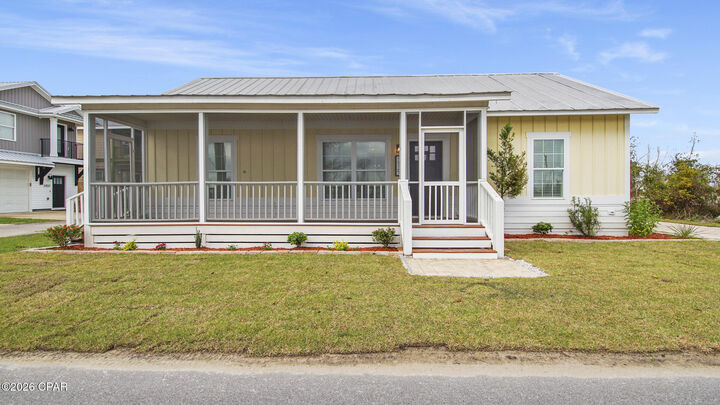 Property Photo:  319 N Gay Avenue  FL 32404 