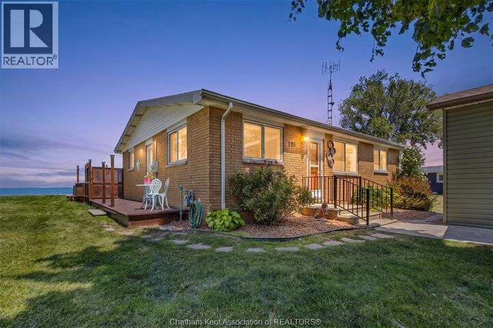 Property Photo:  95 Island Crescent  ON N0P 2L0 