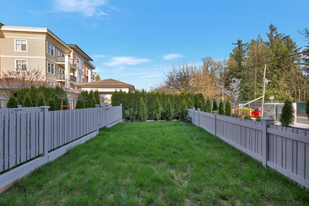Property Photo:  7540 Briskham Street 17  BC V2V 0M2 