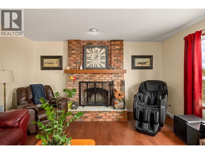 Property Photo: 2152 Alexander Place BC V1Z 2X5