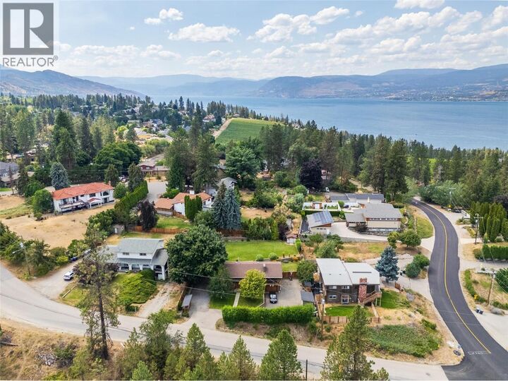 5054 Chute Lake Crescent — photo 1