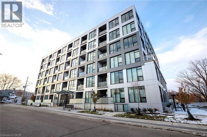 Property Photo: 690 King Street West 516 ON N2G 0B9