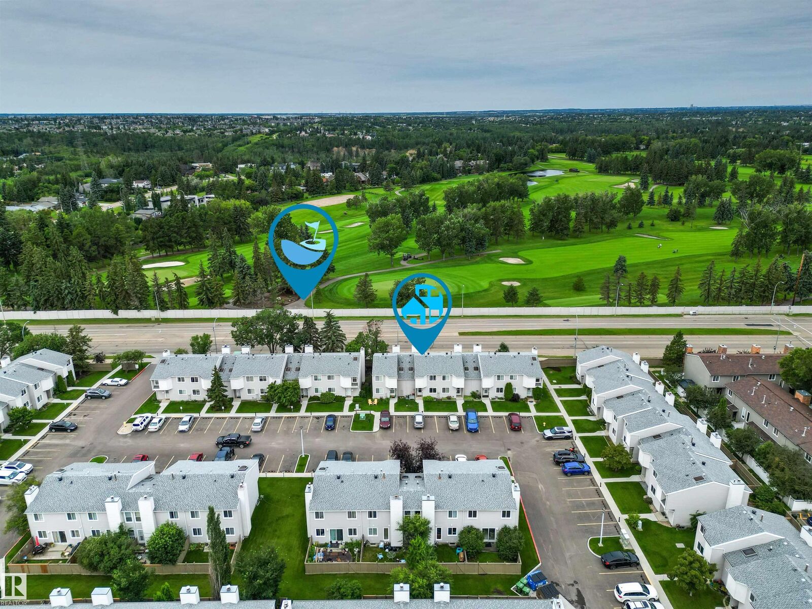 Property Photo: 3221 119 Street NW 64 AB T6J 5K7
