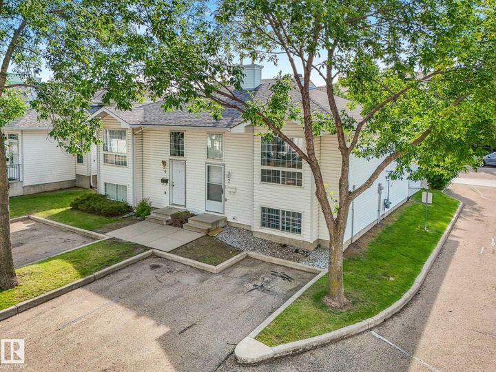 Property Photo:  3311 58 Street NW 2  AB T6L 6X3 