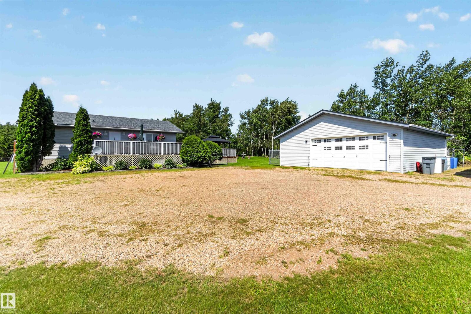 Property Photo: 56420 Rge Rd 231 AB T0A 1N0