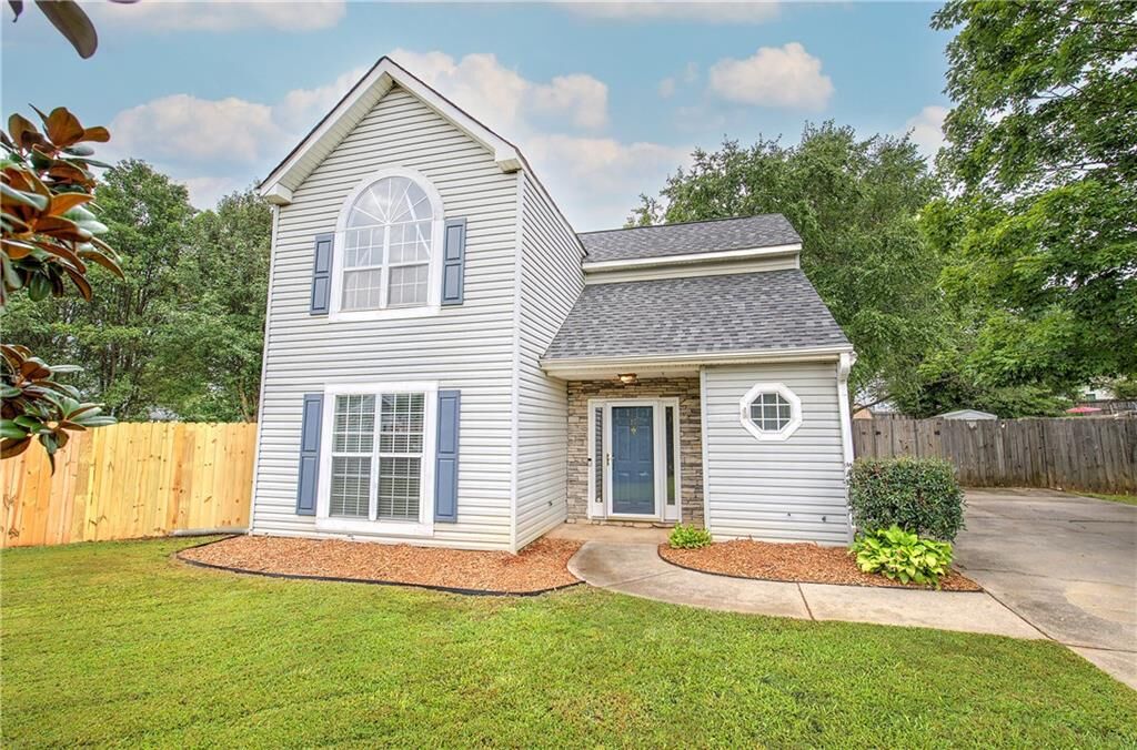 Property Photo: 15 Norland Court GA 30121