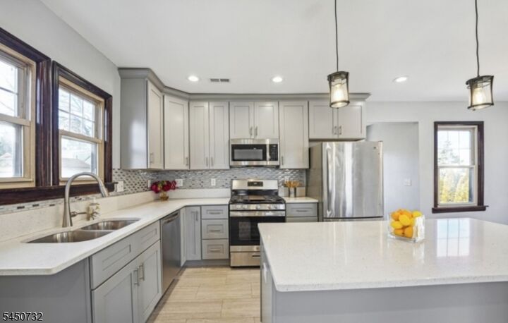 Property Photo: 1252 Magnolia Pl NJ 07083