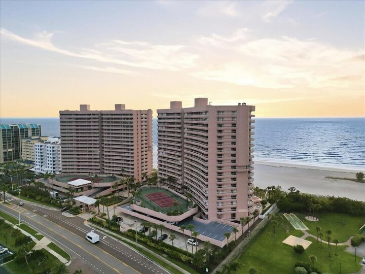 Property Photo: 1310 Gulf Boulevard 18C FL 33767