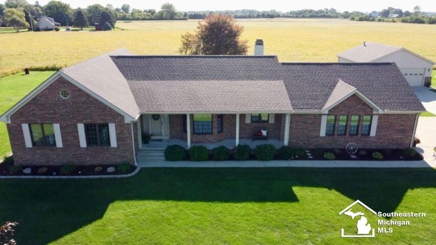 Property Photo:  8940 S Dixie Highway  MI 48133 