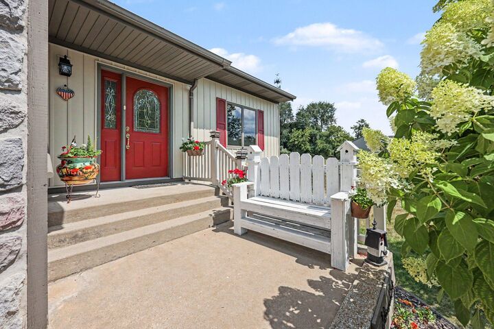 Property Photo:  404 Vienna Lane  MI 49412 