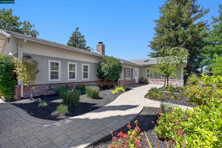 Property Photo:  42 Mayo Ln  CA 94597 