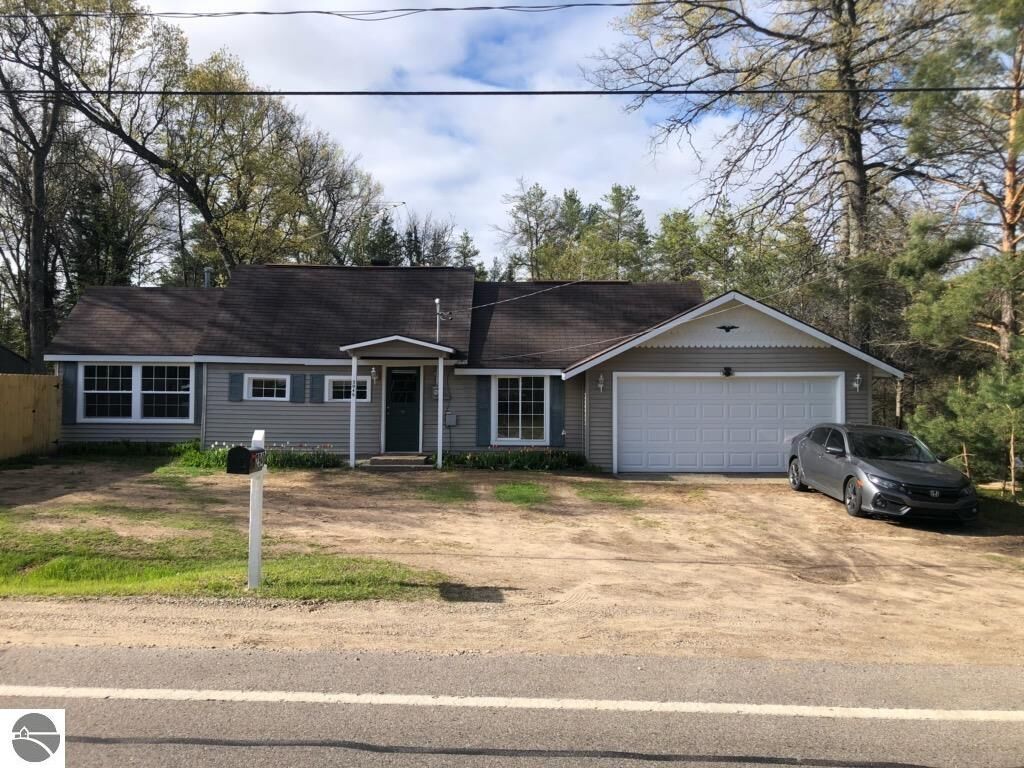 Property Photo: 2948 E Michigan Highway MI 48653