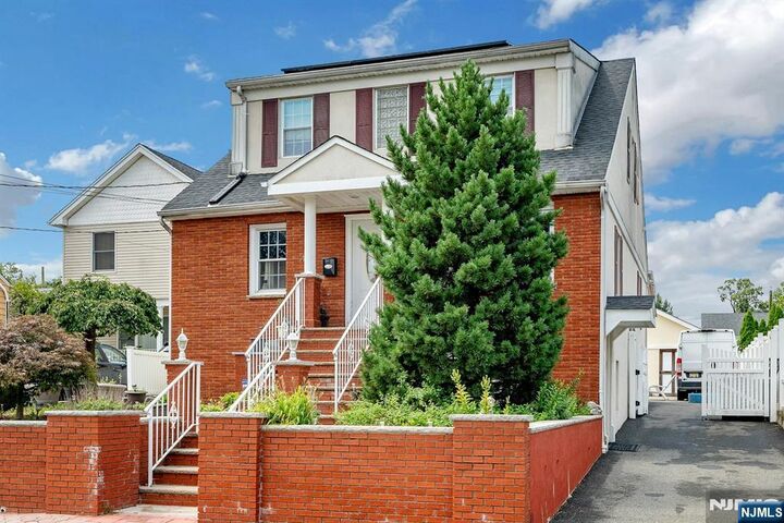 Property Photo: 446 Post Avenue NJ 07071