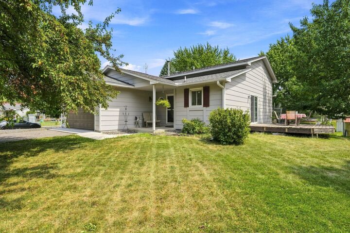 Property Photo: 7156 Brian Drive MN 55038