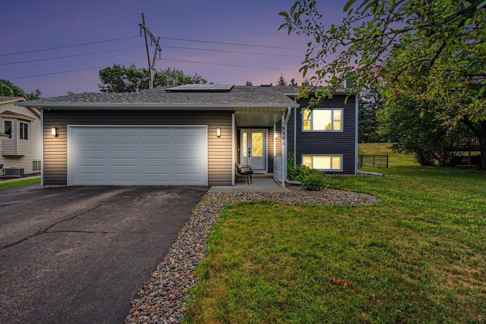 Property Photo: 939 Savannah Road MN 55123