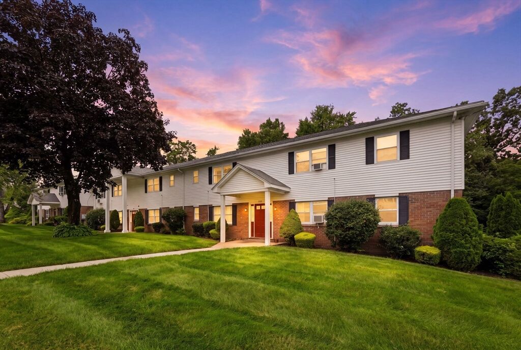 Property Photo:  119 Colonial Cir A  MA 01020 