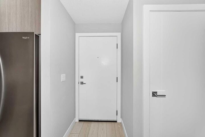 Property Photo:  6 Merganser Drive W 2110  AB T1X 2Y2 