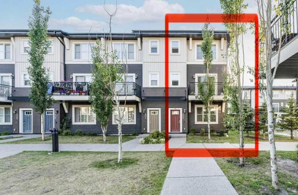 Property Photo:  72 Cornerstone Manor NE 402  AB T3N 1S4 