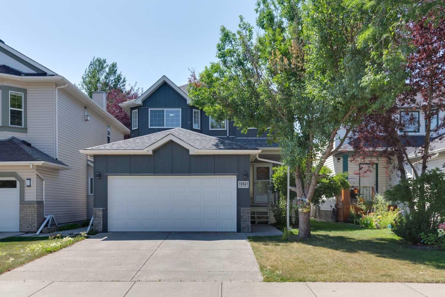 Property Photo: 10521 Hidden Valley Drive NW AB T3A 5W8