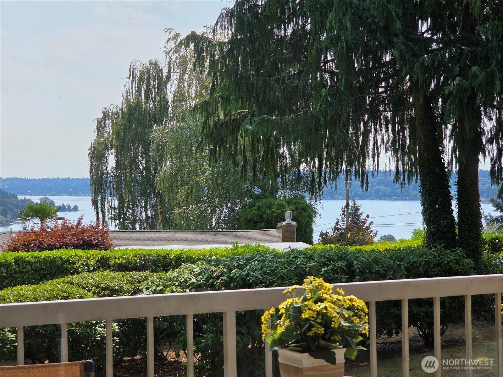 Property Photo: 18540 63rd Avenue NE WA 98028