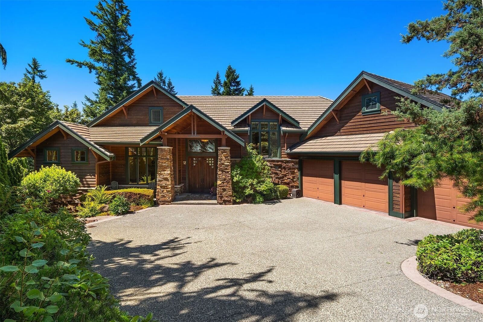Property Photo:  6563  170th Place SE  WA 98006 