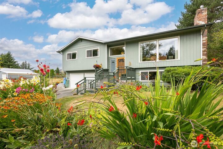 Property Photo: 13872 Trumpeter Lane WA 98273