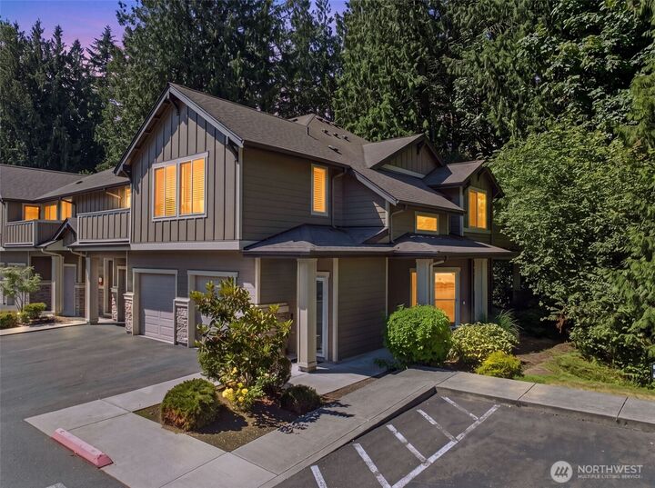Property Photo:  1900  Weaver Road N106  WA 98290 