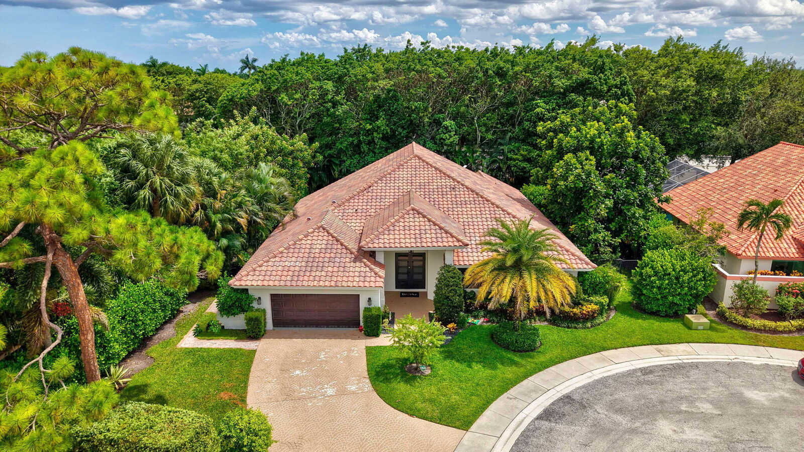 Property Photo:  2302 NW 66th Drive  FL 33496 