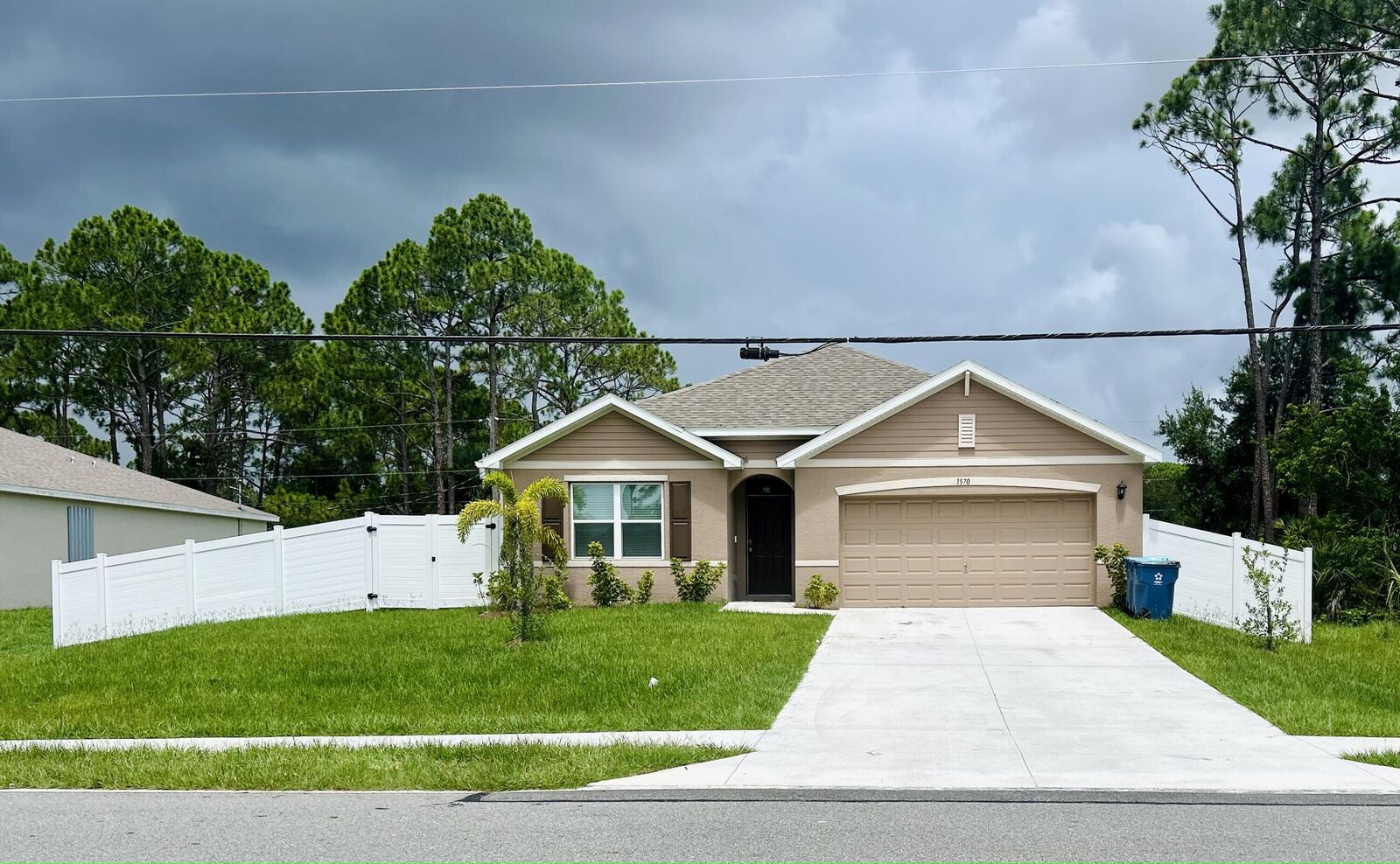 Property Photo:  1570 San Filippo Drive SE  FL 32909 