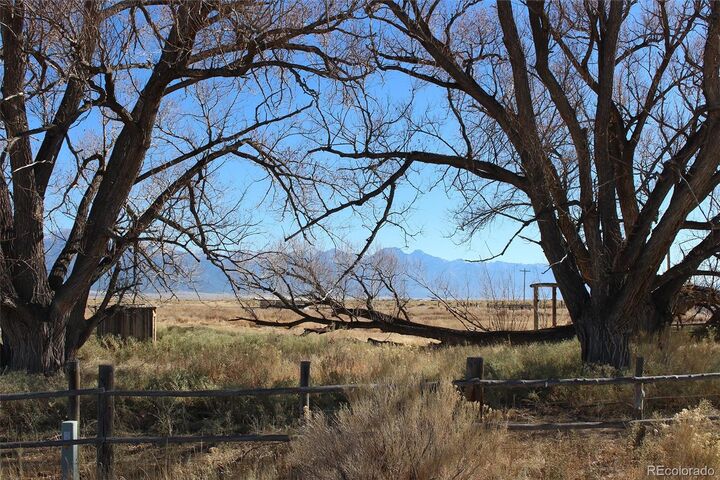 Property Photo: 20520 Cr 59 CO 81143