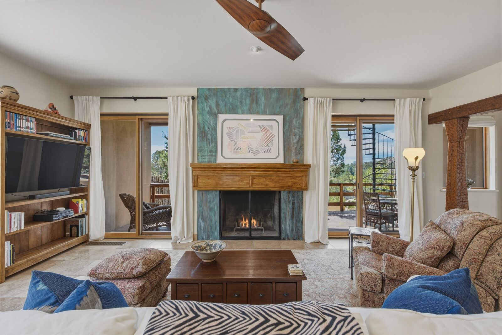 Property Photo: 851 Magee Lane NM 87501