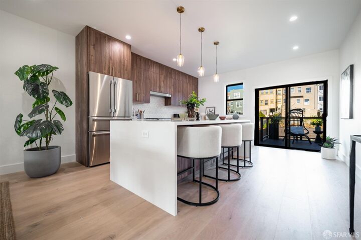 Property Photo: 622 19th Avenue CA 94121