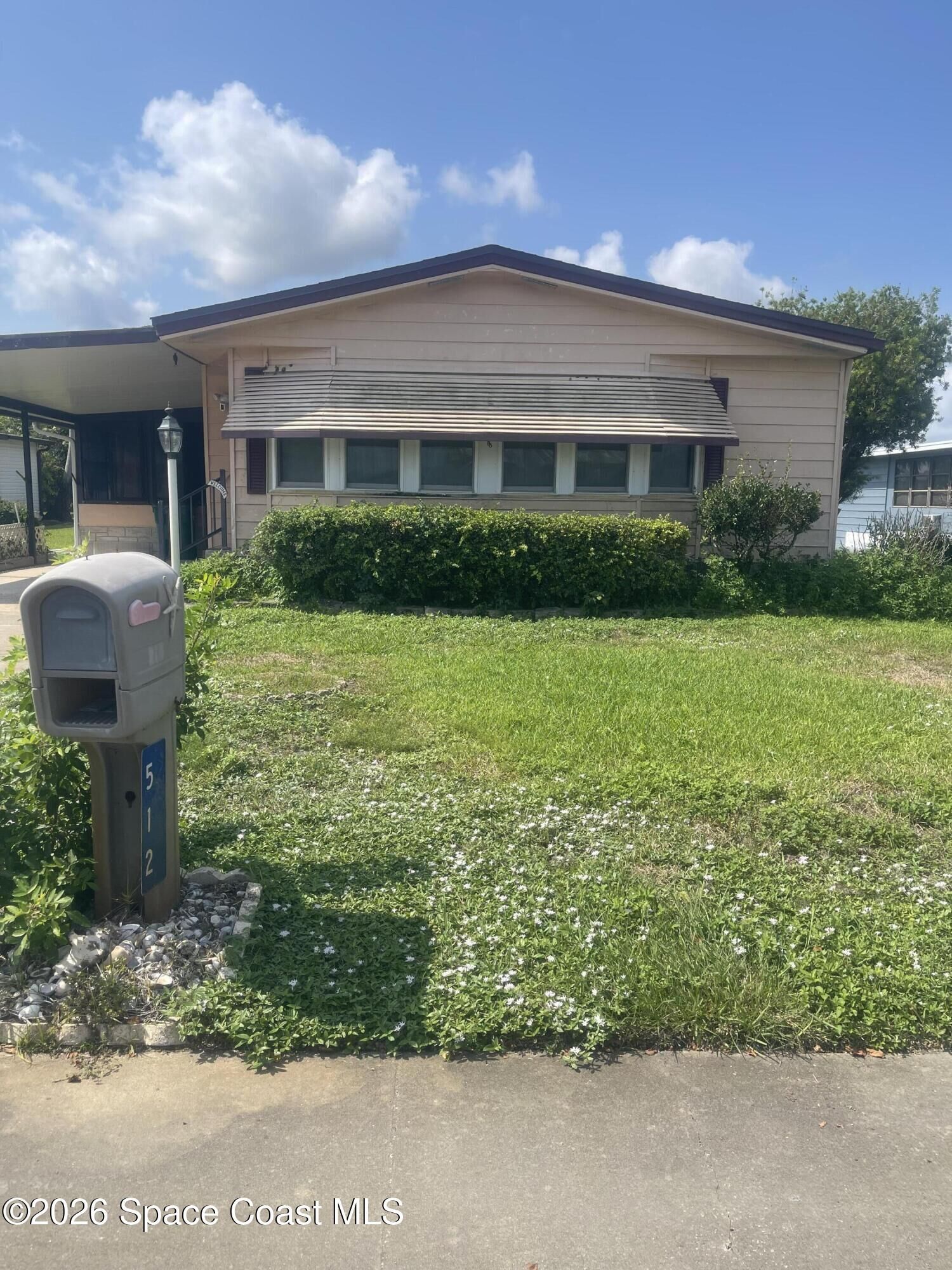 Property Photo: 512 Lee Court FL 32904