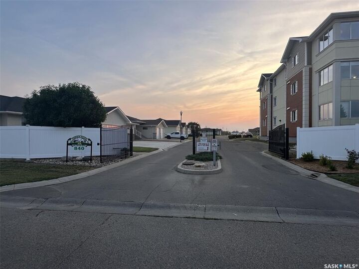 Property Photo: 840 Chester Road 16 SK S6J 0A8