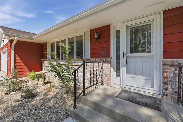 Property Photo:  417 12th  Street  IA 51040 