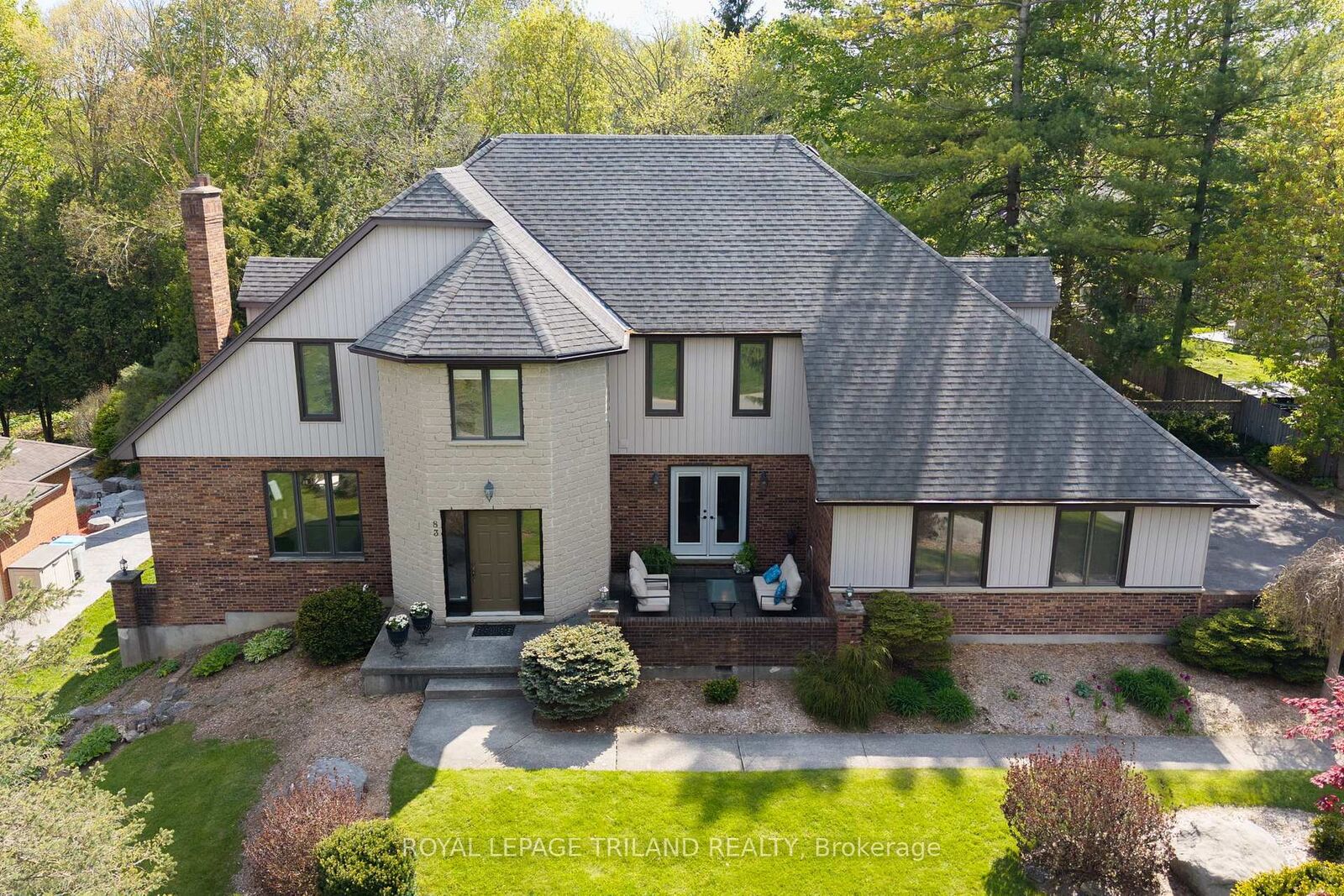 Property Photo: 83 Blackburn Crescent ON N0L 1R0
