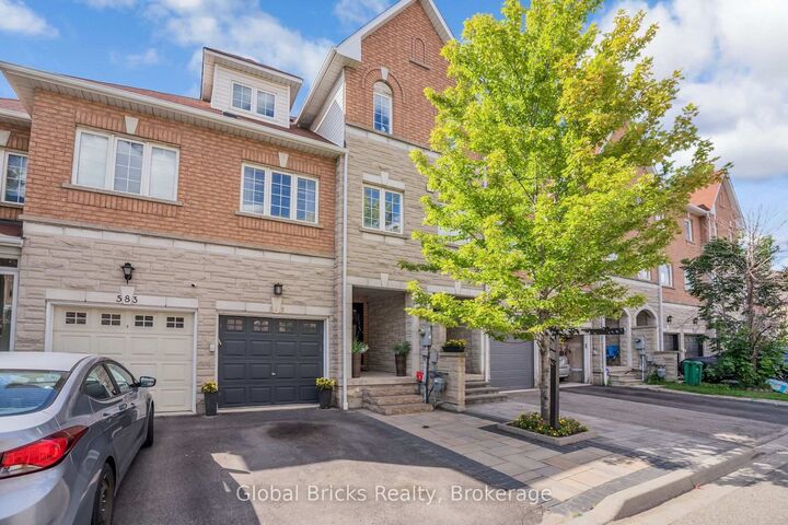 585 Candlestick Circle — photo 1