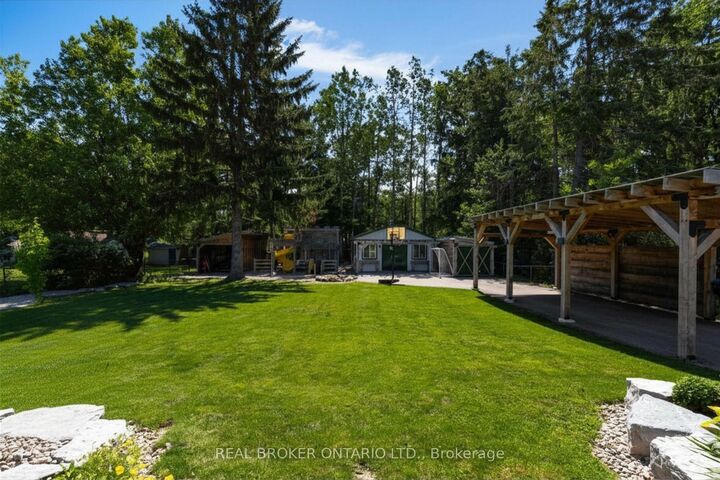 Property Photo: 975 Sunnidale Road ON L9X 0T6