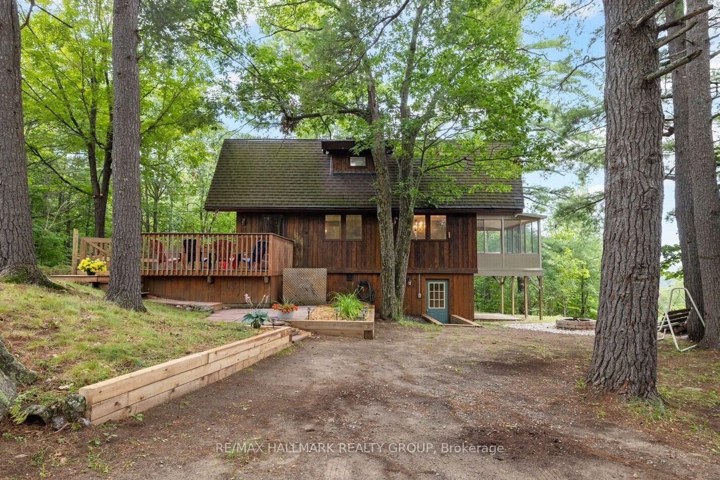 Property Photo:  117 Birch Bay Lane  ON K7H 3C9 