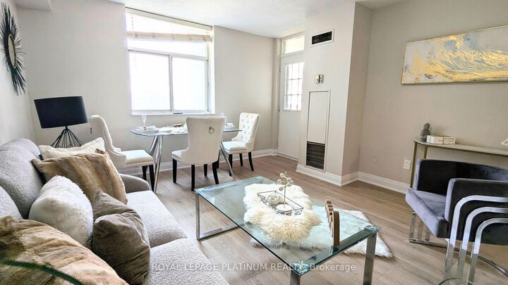 3559 Eglinton Avenue W 704 — photo 1