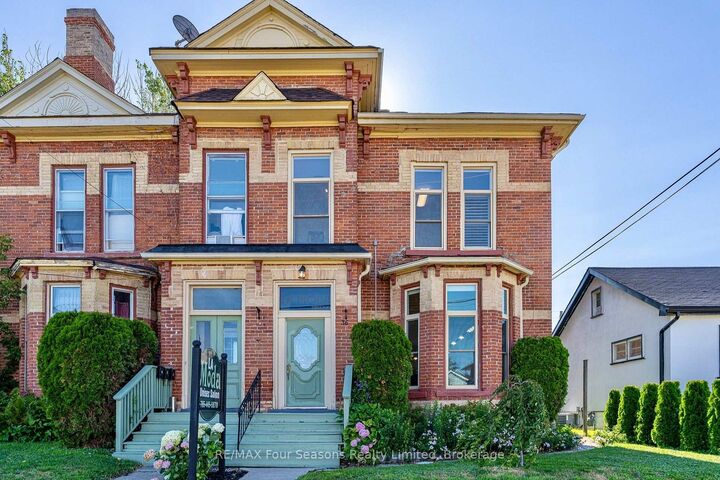 36 Saint Marie Street — photo 1