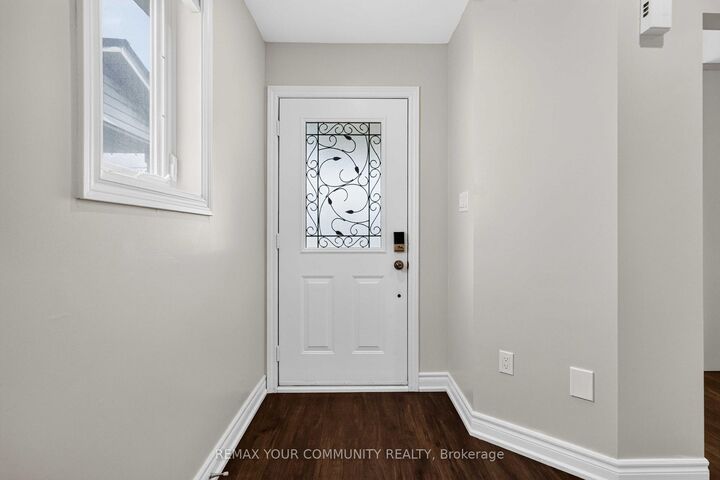 Property Photo: 1038 Grandlea Court ON L1K 2N1