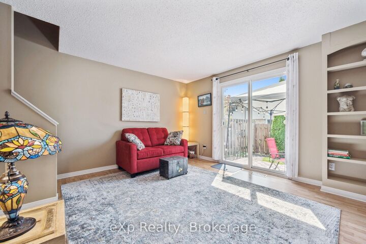Property Photo:  40 Silvercreek Parkway N 44  ON N1H 7X5 
