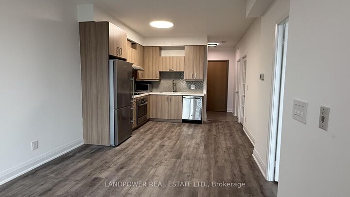 Property Photo: 28 Uptown Drive 515 ON L3R 5M8