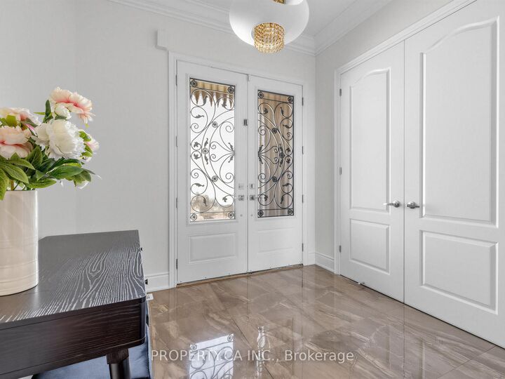 Property Photo:  45 Marbrook Street  ON L4C 0Y9 