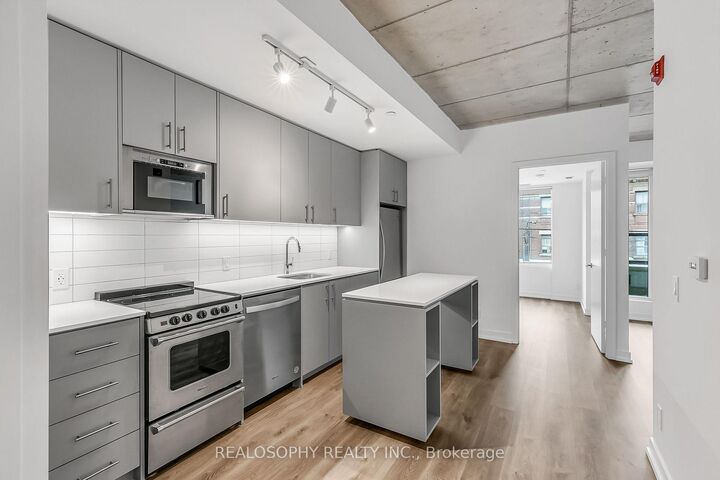 Property Photo:  115 Larchmount Avenue 308  ON M4M 2Y6 