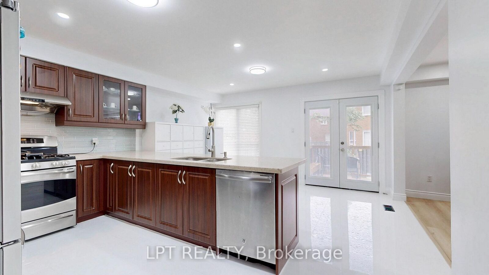 Property Photo:  17 Glenheather Terrace Main  ON M1B 5H3 