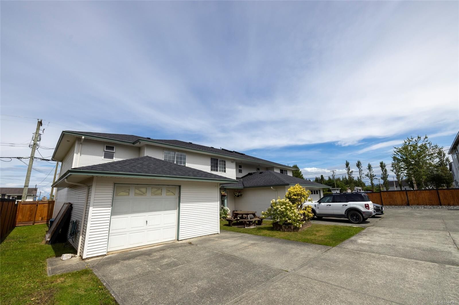 Property Photo: 2553 Kingcome Pl #1 BC V0N 2R0