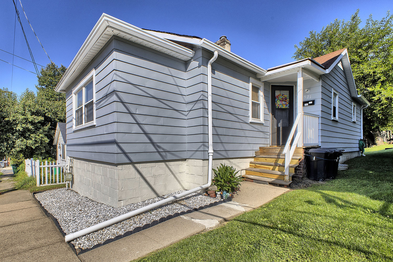 Property Photo:  521 Grove Street  PA 15601 